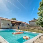 Nyaraló Le Poirier Perigord Dordogne *