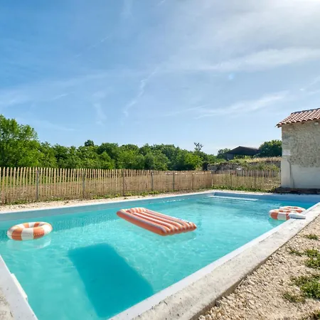 Le Poirier Perigord Dordogne Allemans