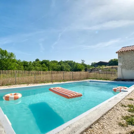 Le Poirier Perigord Dordogne Allemans