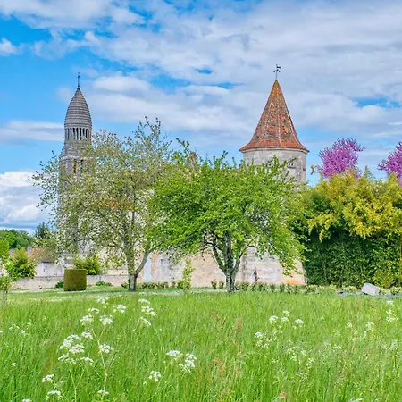 Дом отдыха Le Poirier Perigord Dordogne