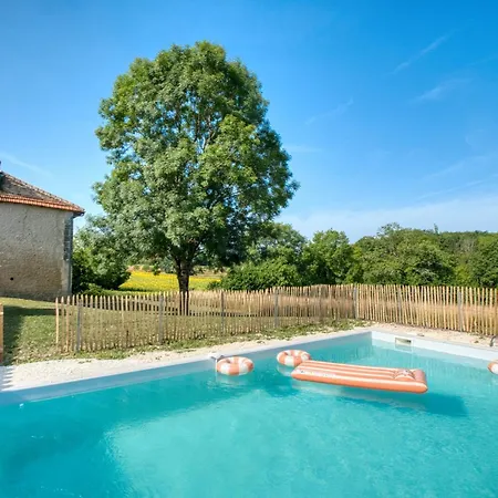 Le Poirier Perigord Dordogne Allemans
